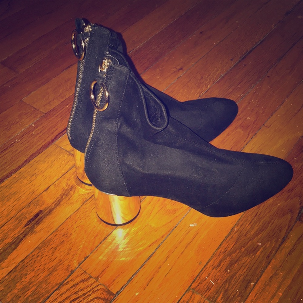 Gorgeous Swede Zara booties